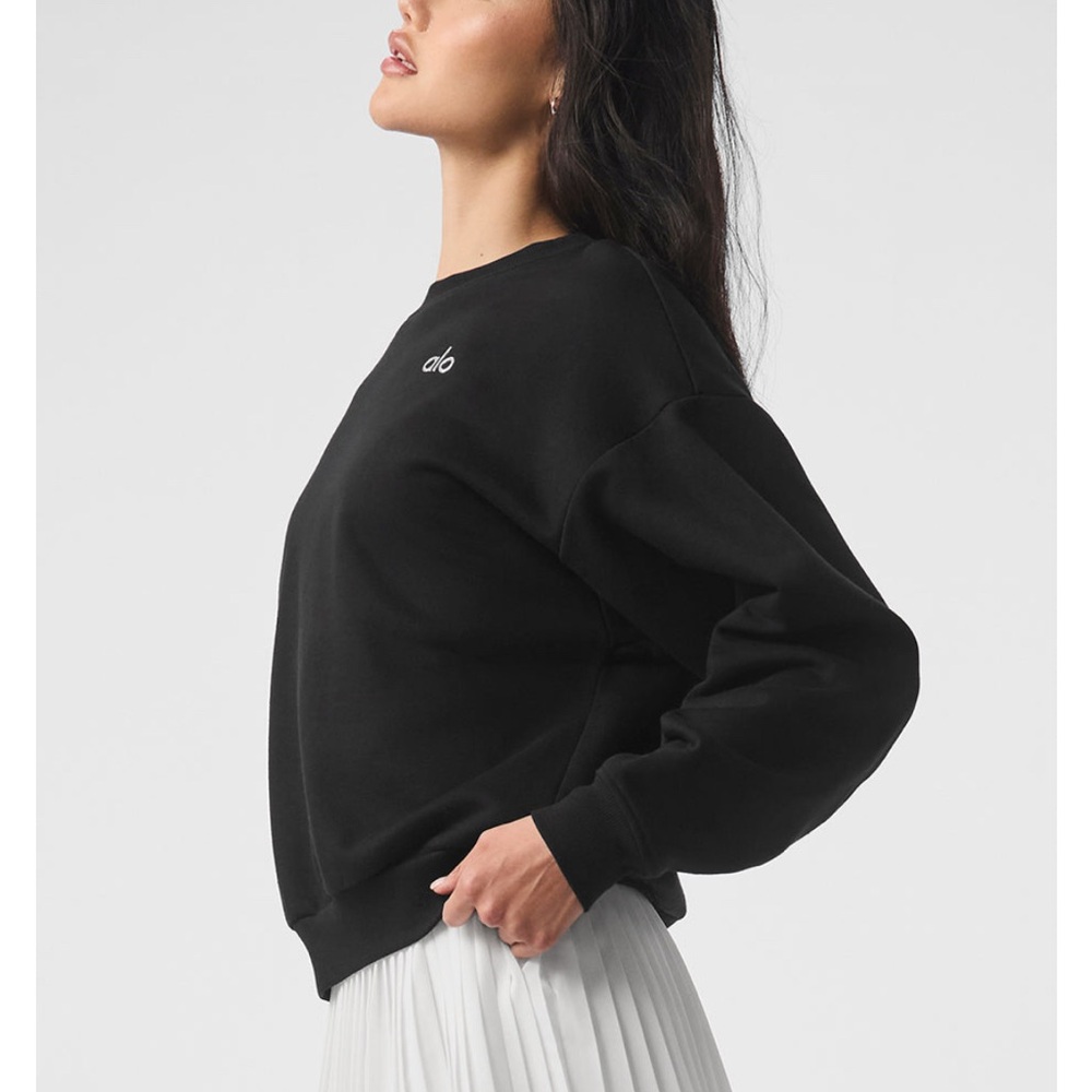 ALO Yoga Accolade Crew Neck Pullover - Picture 3 of 6